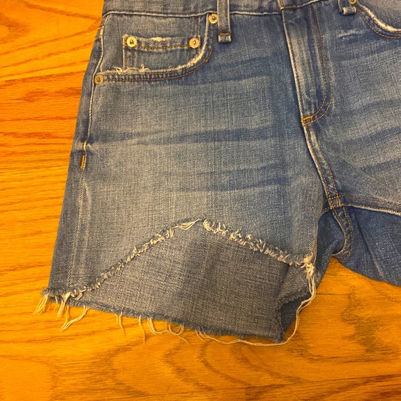 $11 CLEARANCE - Rag & Bone Dre Boyfriend Denim Cutoffs - Picture 6 of 14